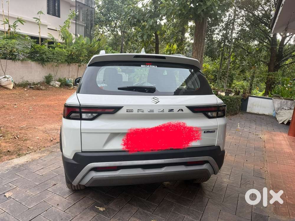 Maruti Brezza Petrol 2023-2024 March Registration