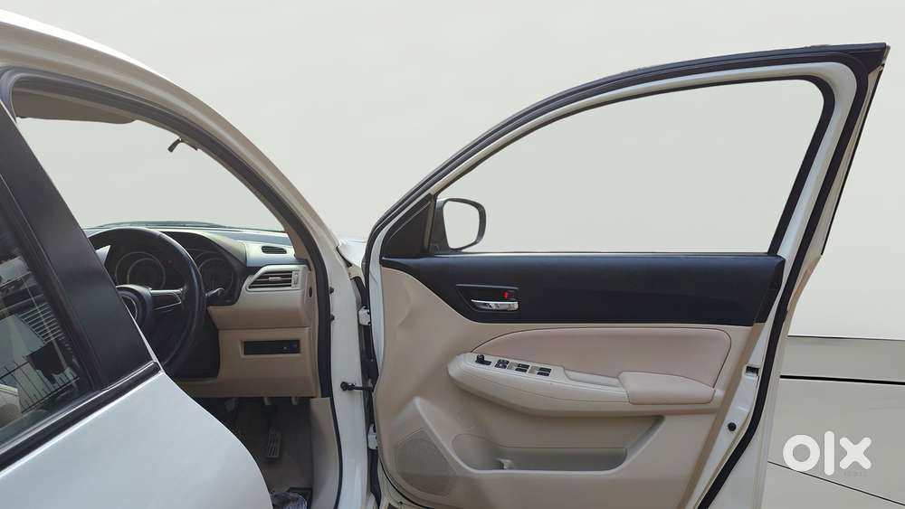 Maruti Suzuki Dzire 1.2 Vxi Amt, 2019, Petrol