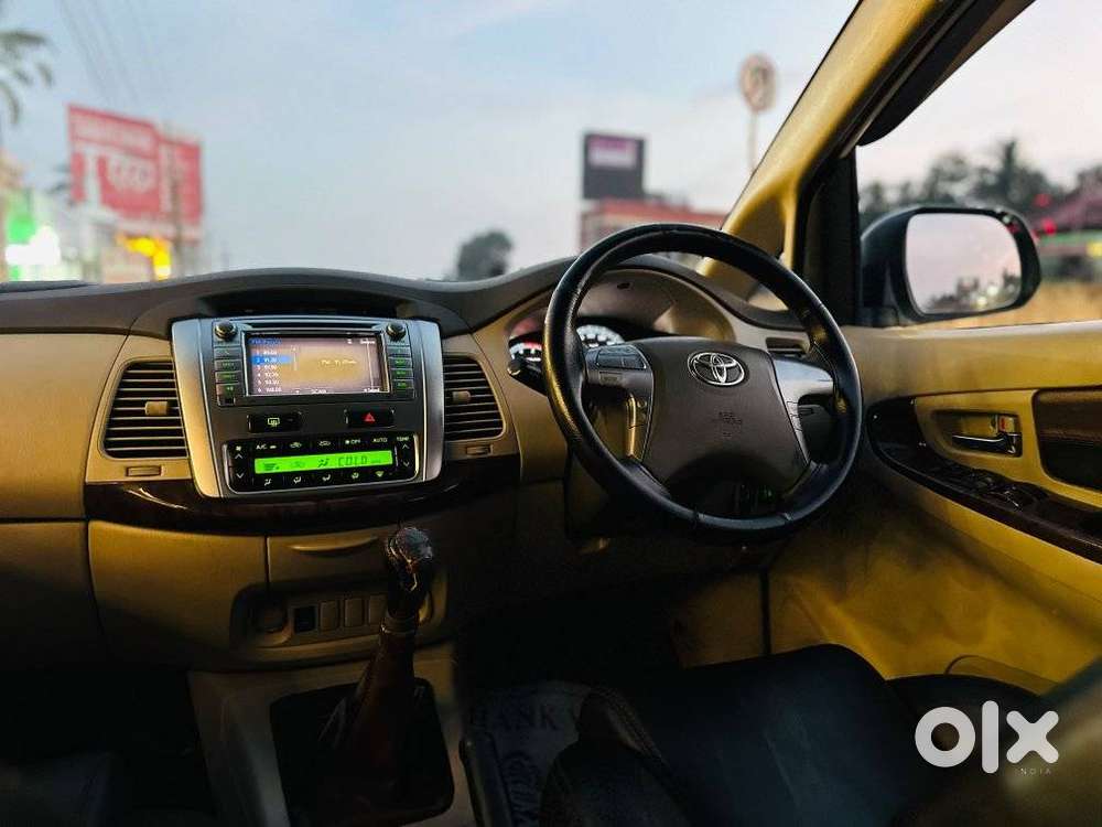 Toyota Innova 2.5 Vx 7 Str, 2014, Diesel