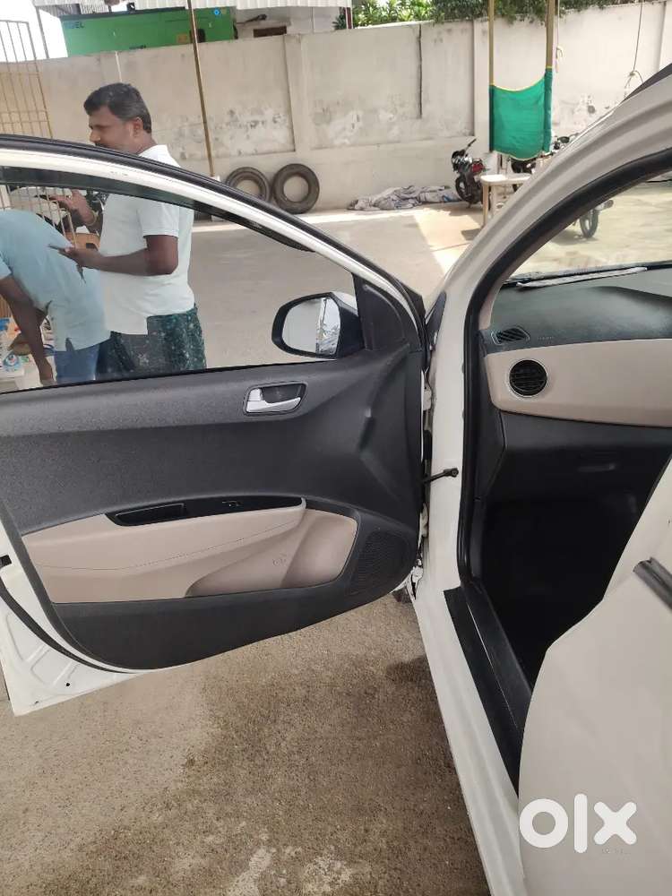 Hyundai Grand I10 2015 Diesel 114000 Km Driven