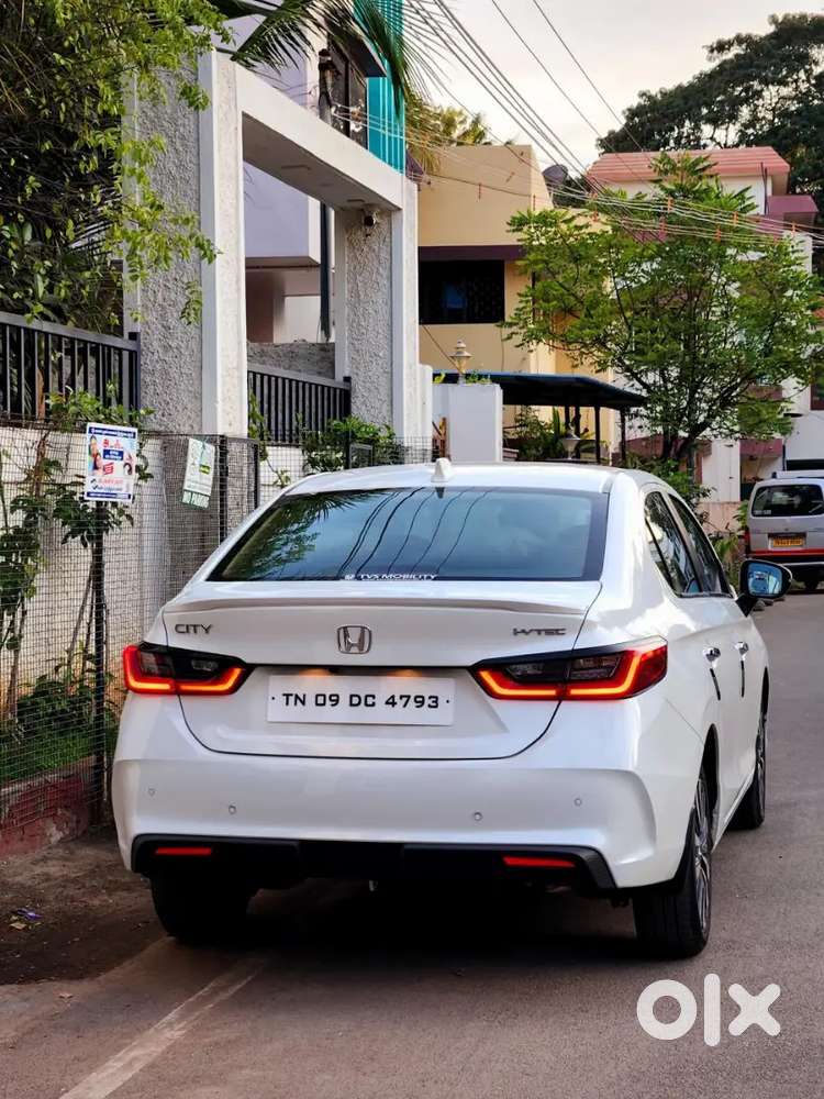 Honda City Zx 2023 Petrol Well Maintained