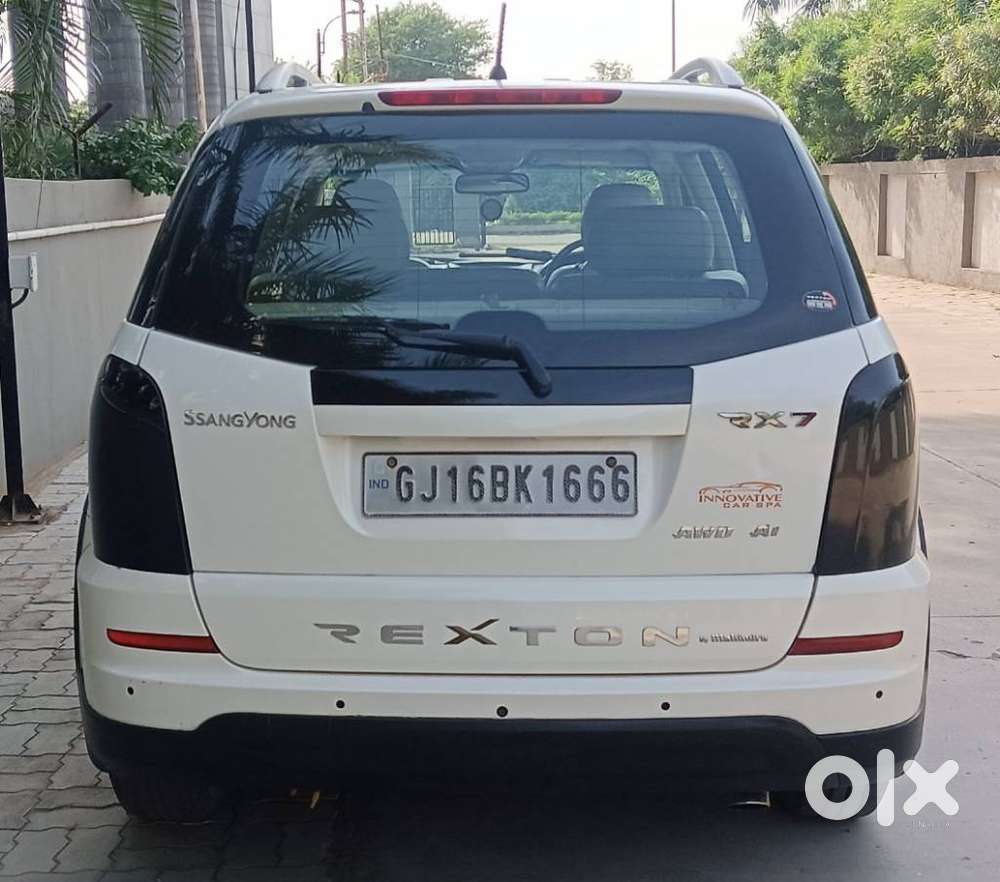 Mahindra Rexton, 2014, Diesel