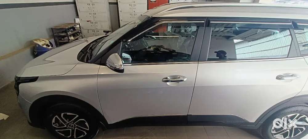 Kia Carens 2023 Diesel 69000 Km Driven