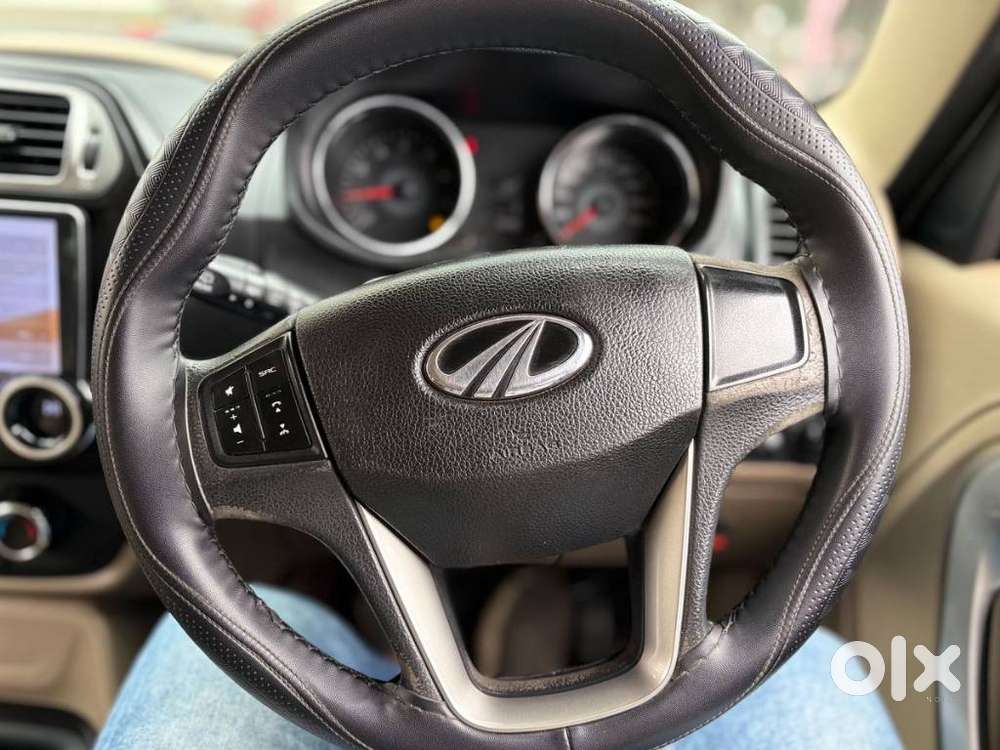 Mahindra Tuv 300 T10, 2020, Diesel