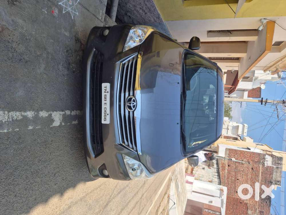 2012 Top Model Vehicle, Two Remote Orginal Keys  Power Door