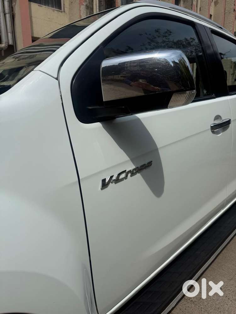 Isuzu D-max V-cross 4x4, 2022, Diesel