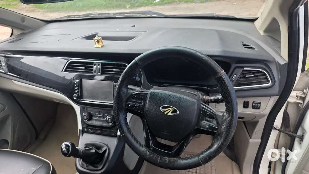 Mahindra Marazzo Diesel 2019