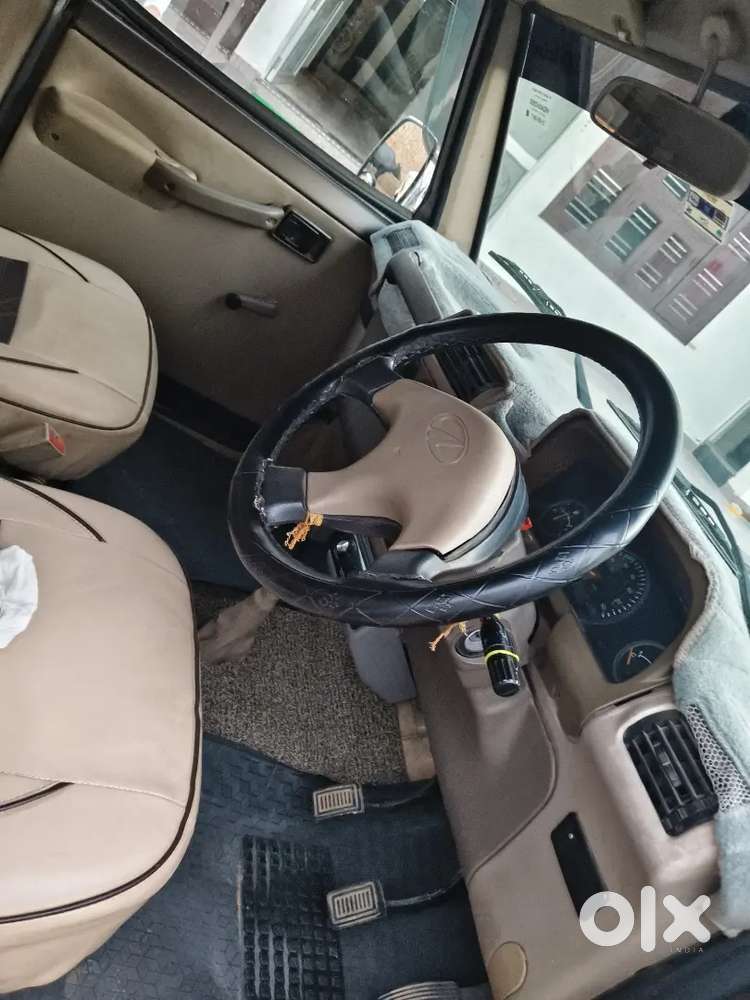 Mahindra Bolero Gold Zx 2017 Year
