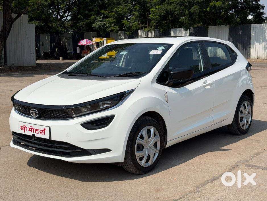 Tata Altroz 1.2 Xm, 2023, Petrol