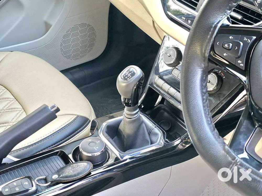 Tata Nexon 1.2 Revotron Xz Plus, 2022, Petrol