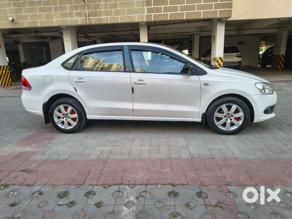 Volkswagen Vento Petrol Highline, 2011, Petrol