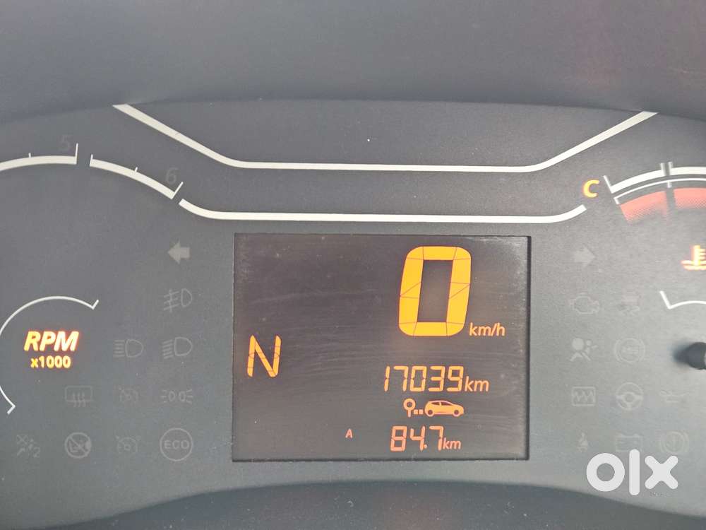 Renault Kwid 2019-ongoing 1.0 Rxt Amt (o), 2021, Petrol