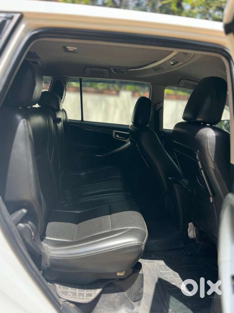 Toyota Innova Crysta 2.4 V, 2022, Diesel