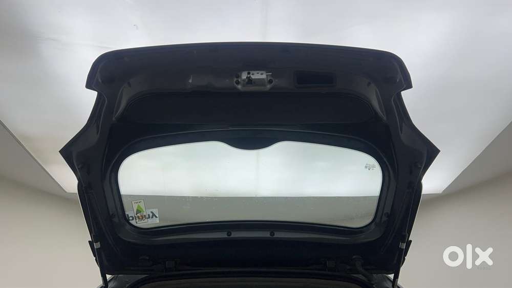 Tata Tiago 1.2 Revotron Xt Option, 2023, Petrol