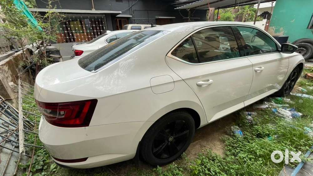 Skoda Petrol Car 2016