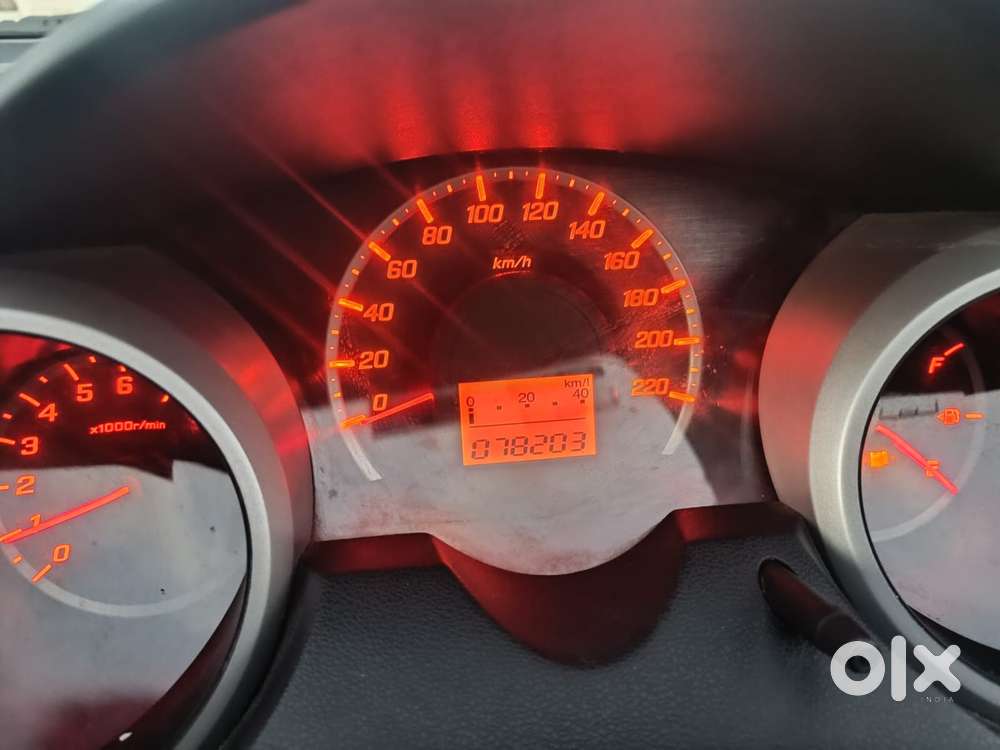 Honda Jazz V Mt Privilege, 2012, Petrol