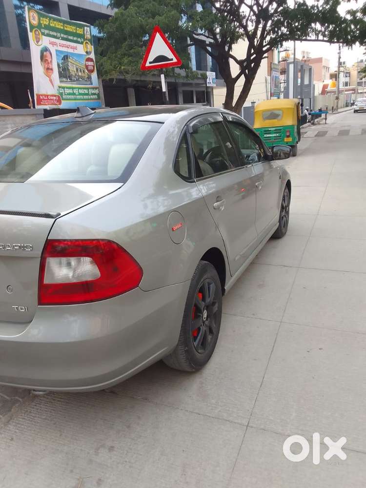 Skoda Rapid 1.5 Tdi Cr Elegance Plus, 2013, Diesel