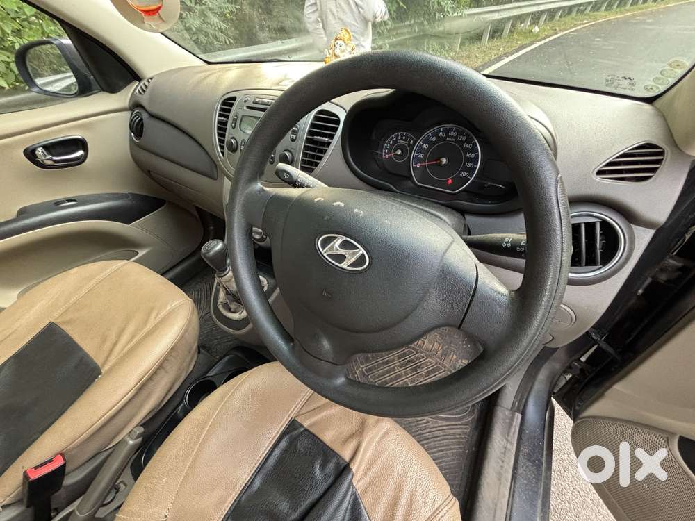 Hyundai I10 Sportz At, 2012, Petrol