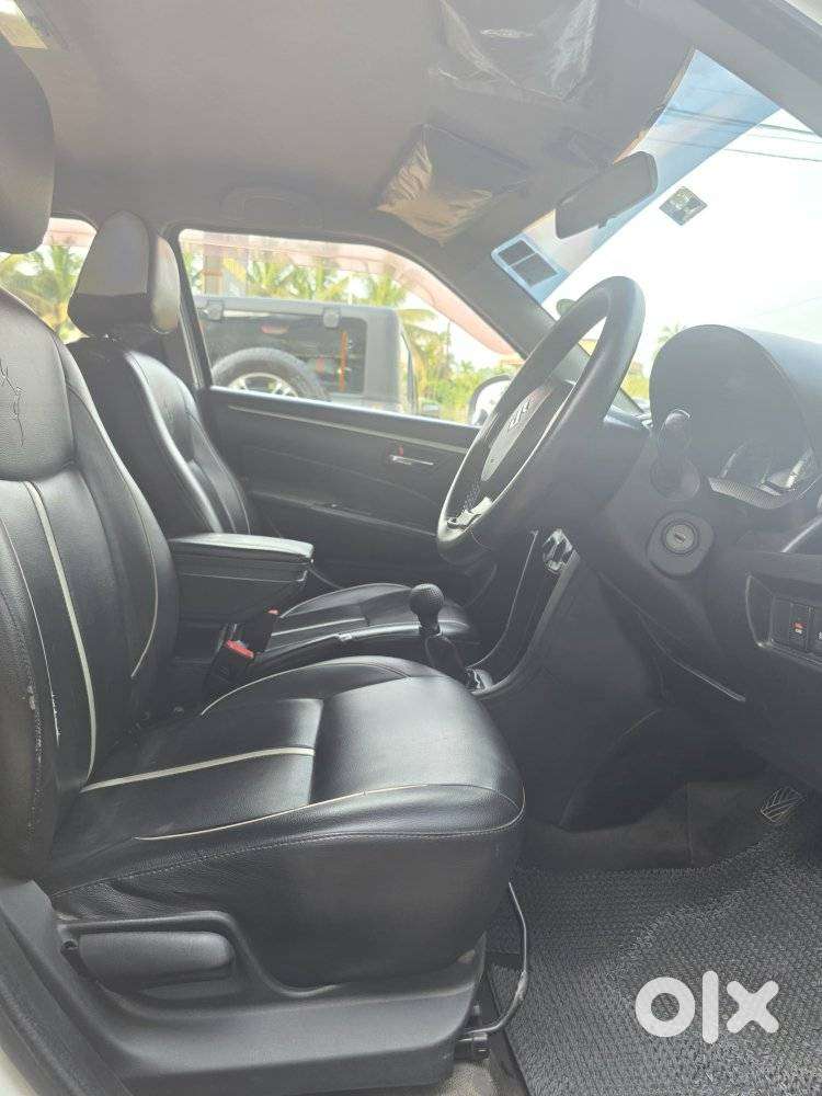Maruti Suzuki Swift Vxi, 2015, Petrol