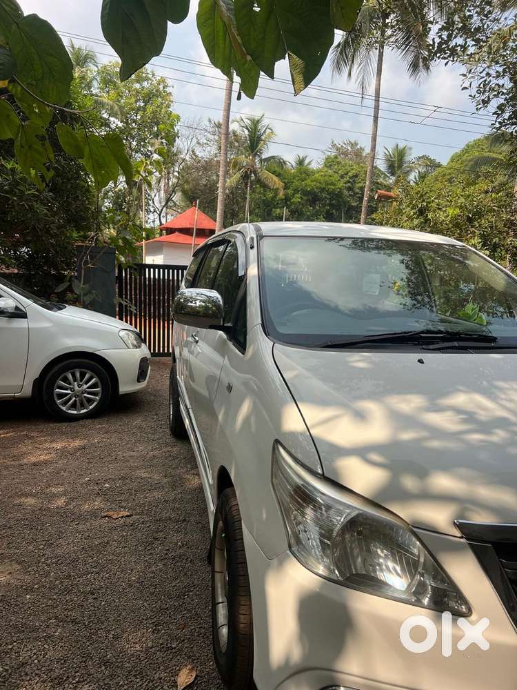 Toyota Innova 2.5 V 7 Str, 2012, Diesel
