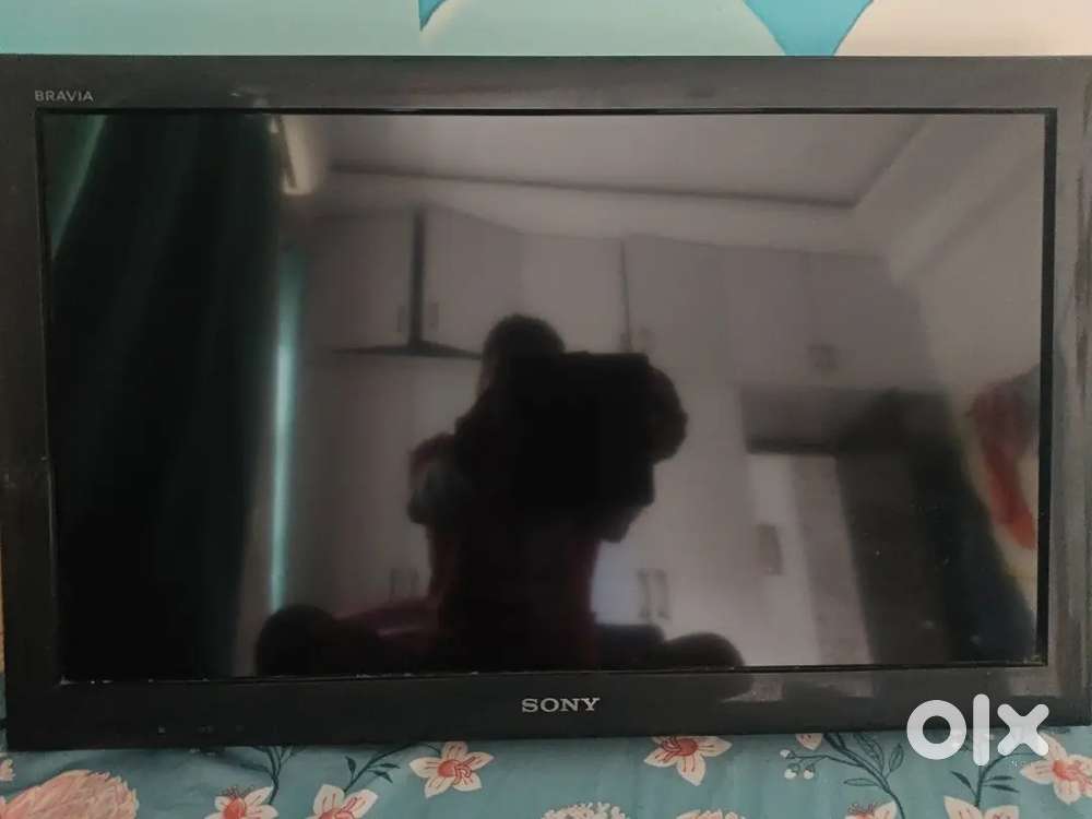 SONY BRAVIA LCD 26 INCH TV IN PERFECT WORKING CONDITION