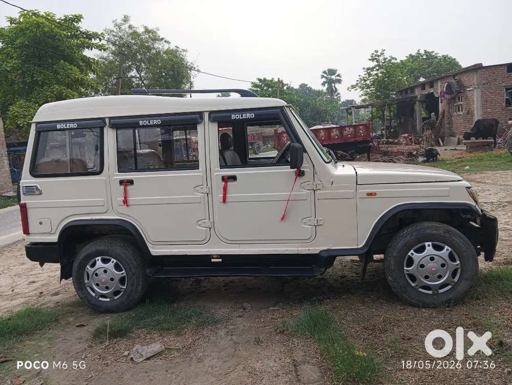 Bolero Di 2015 Modal  Non Ac Good Condition Me Gari Hai