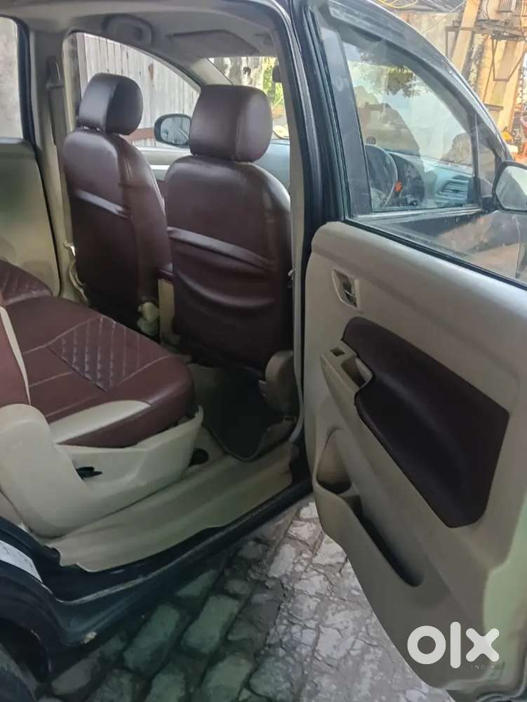 All Working Good Condition Seat Cover New Mating New Alloy Tyre New