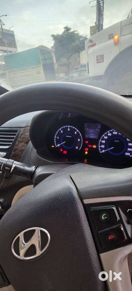 Hyundai Verna 1.6 Sx Crdi (o), 2012