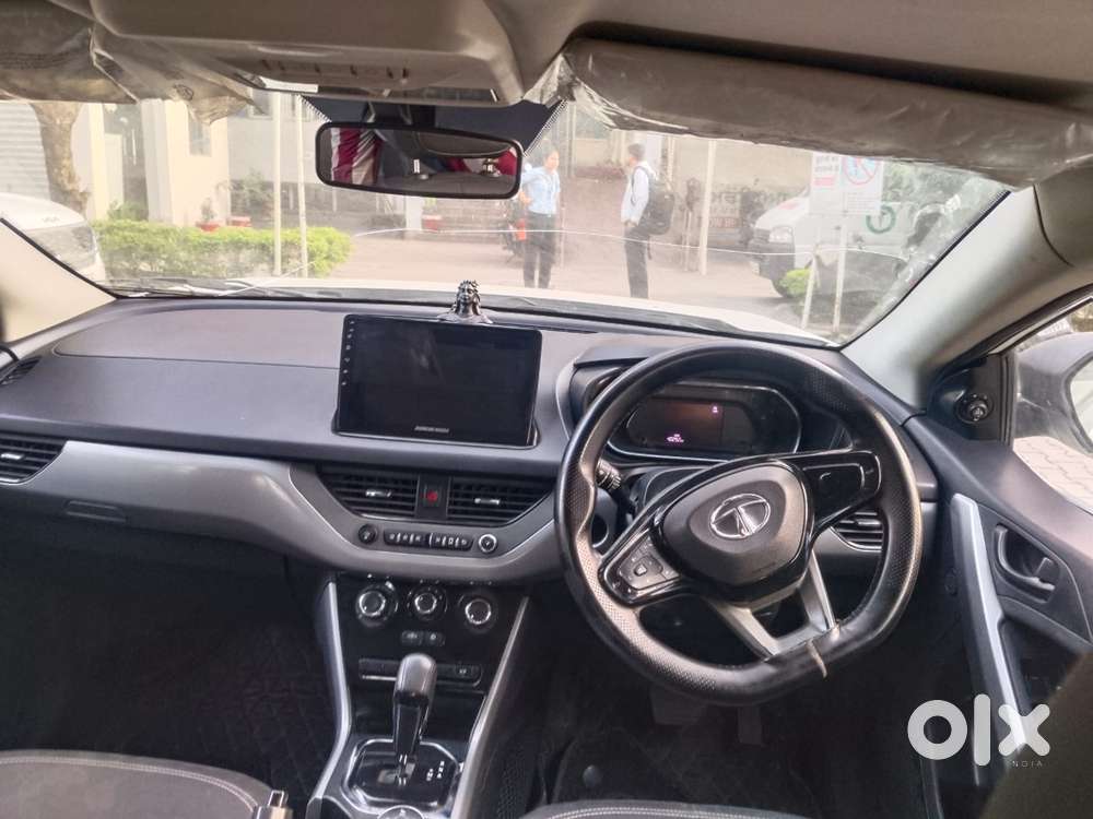 Tata Nexon 1.2 Revotron Xma Amt (s), 2020, Petrol