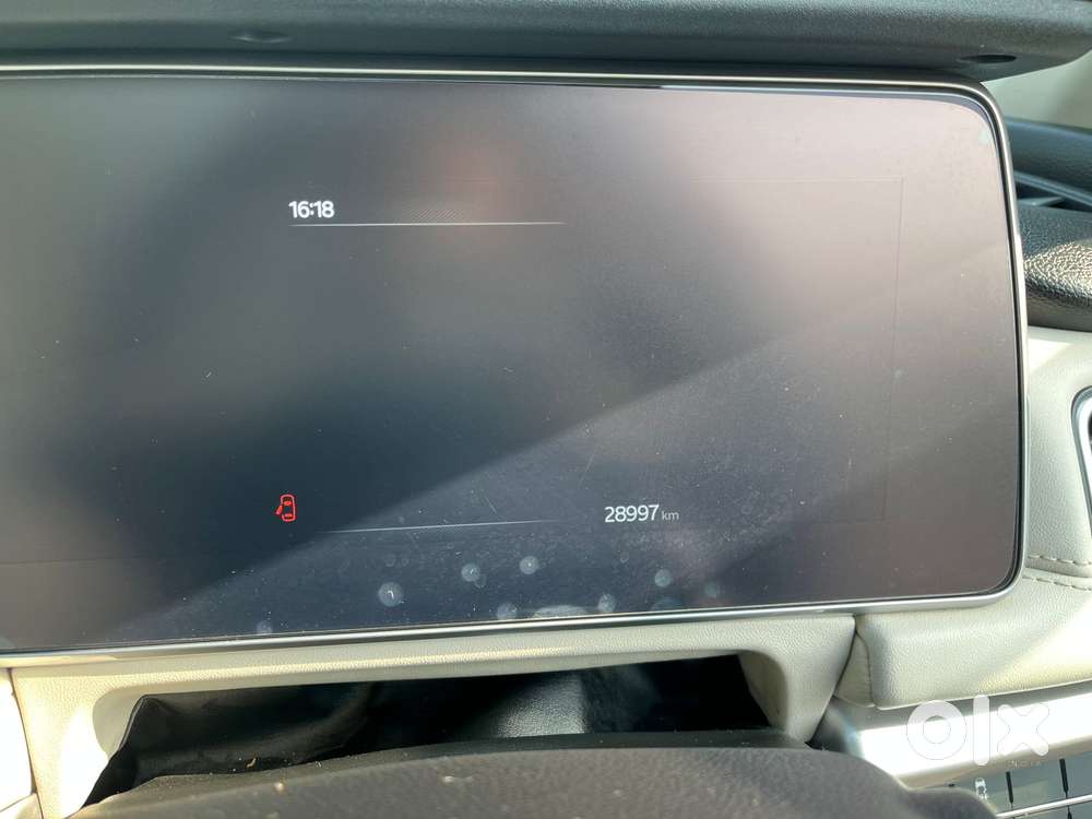 Mahindra Xuv700 2.0 Ax 7 Petrol At Luxury Pack Str, 2023, Petrol