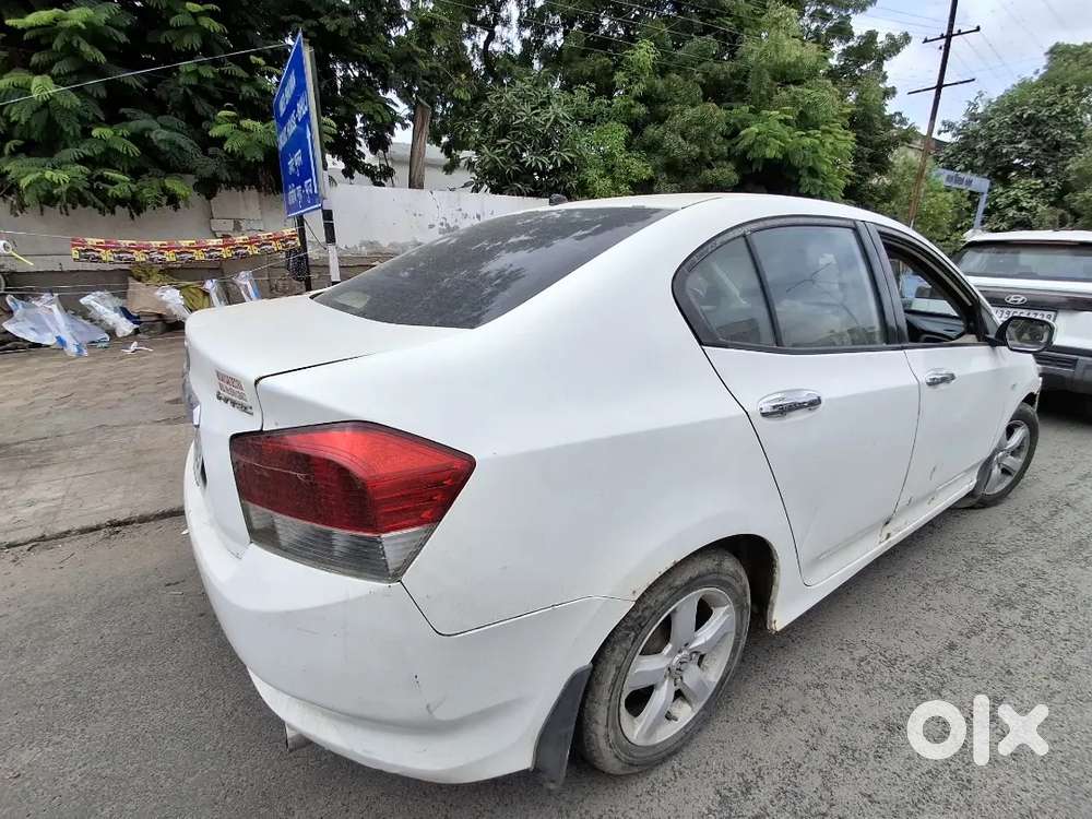 Honda City Hybrid Ehev 2010 Cng & Hybrids 50000 Km Driven