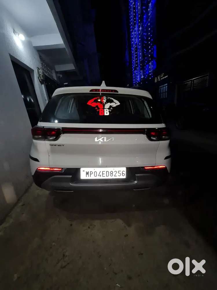 Kia Sonet Htk 1.2 Petrol Showroom Condition