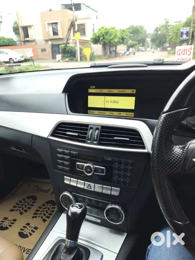Mercedes-benz C-class C200 2012 Petrol Automatic