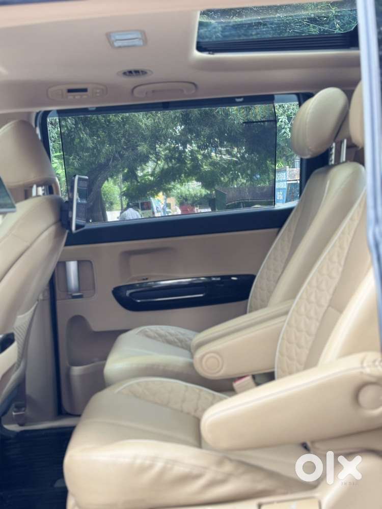 Kia Carnival Limousine Plus 7 Str, 2022, Diesel
