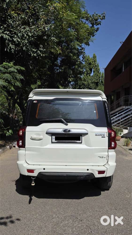 Mahindra Scorpio Classic 2.2 S 11 Mt 7 Str, 2021, Diesel