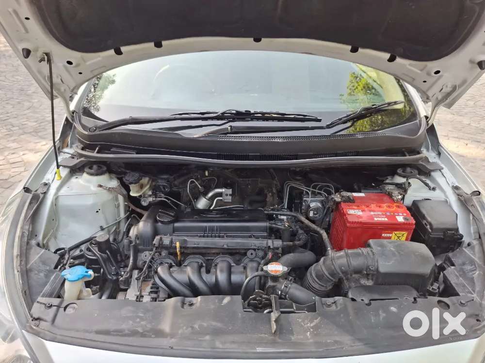 Hyundai Verna 2013 Petrol Manual Car