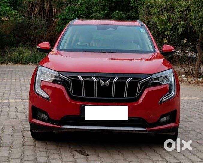 Mahindra Xuv700 2.0 Ax 7 Petrol At Str, 2022, Petrol