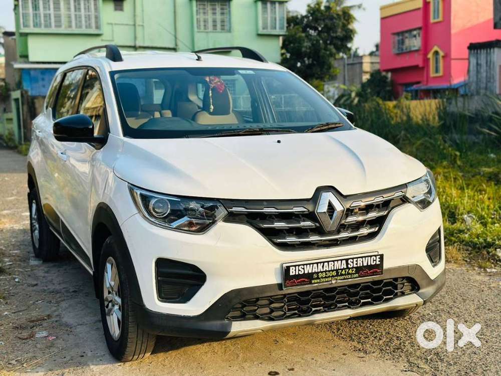 Renault Triber Rxt, 2023, Petrol