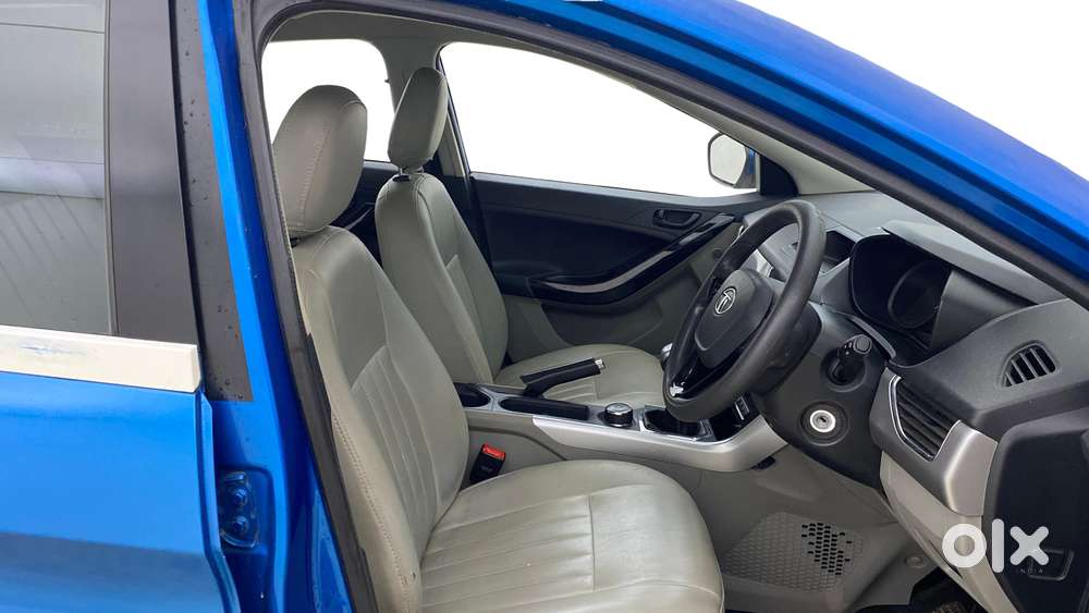 Tata Nexon 1.2 Revotron Xt, 2018, Petrol