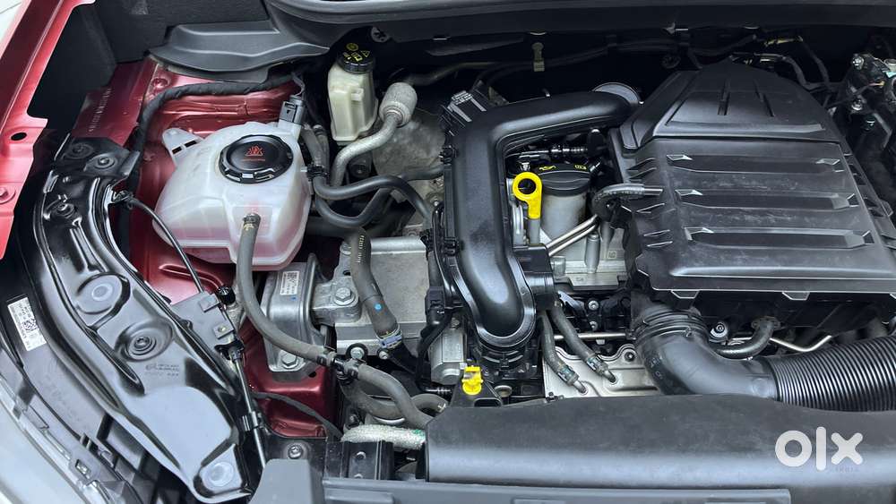 Volkswagen Taigun Topline 1.0 Tsi At (electric Seats), 2022, Petrol