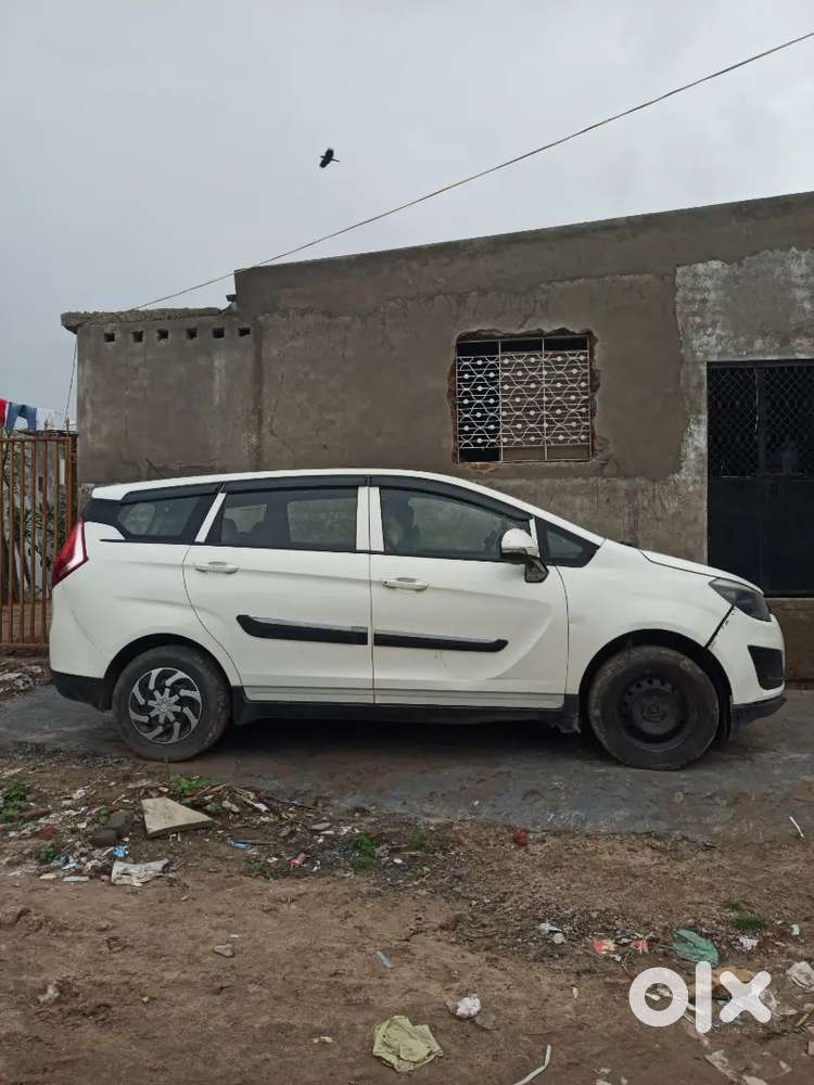 Mahindra Marazzo 1.5 2019
