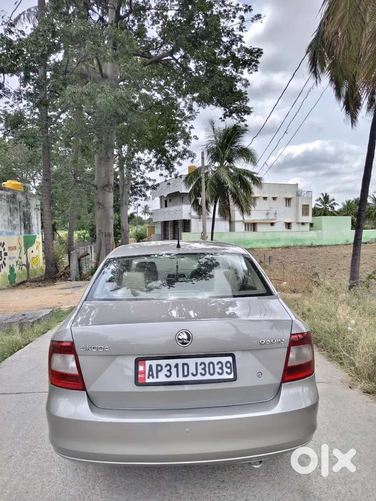 Skoda Rapid Elegance 2016