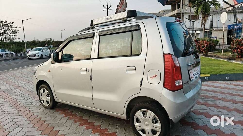 Maruti Suzuki Wagon R Vxi Optional, 2016, Petrol