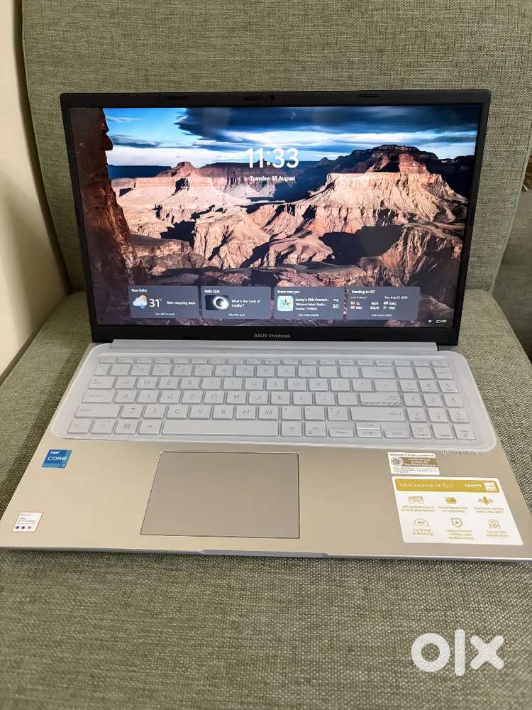 Asus vivobook 15 -- 3 month old fully packed