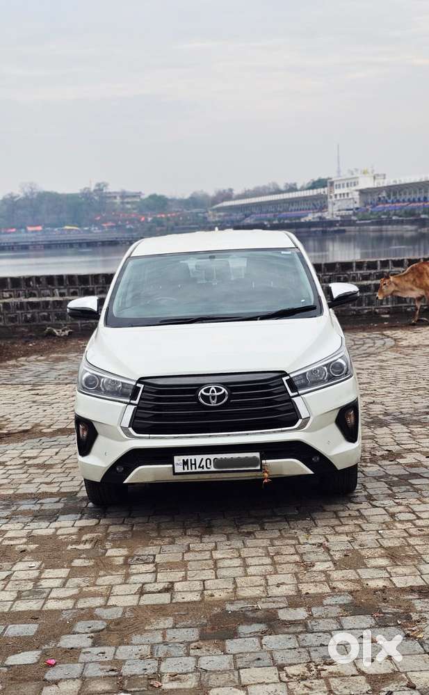 Toyota Innova Crysta 2.8z Automatic, 2022, Diesel