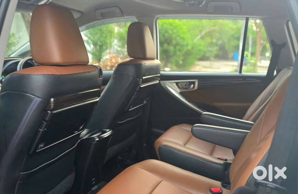 Toyota Innova Crysta [ ] 2.4 Zx At 7 Str, 2019, Petrol