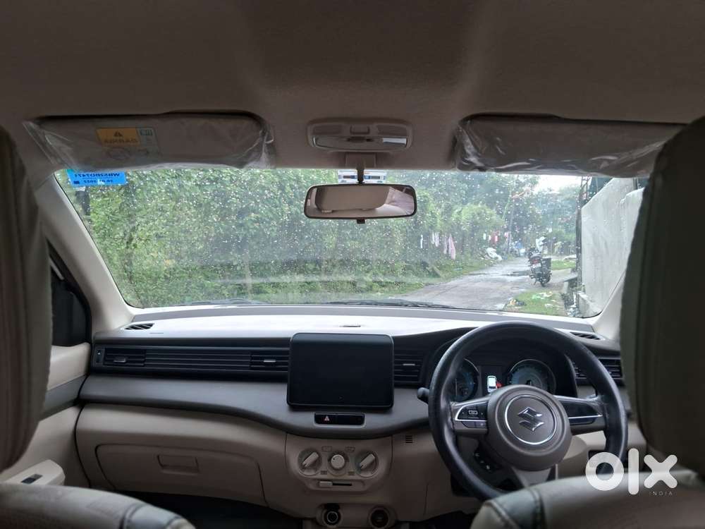 Maruti Suzuki Ertiga 1.5 Vxi, 2022, Petrol