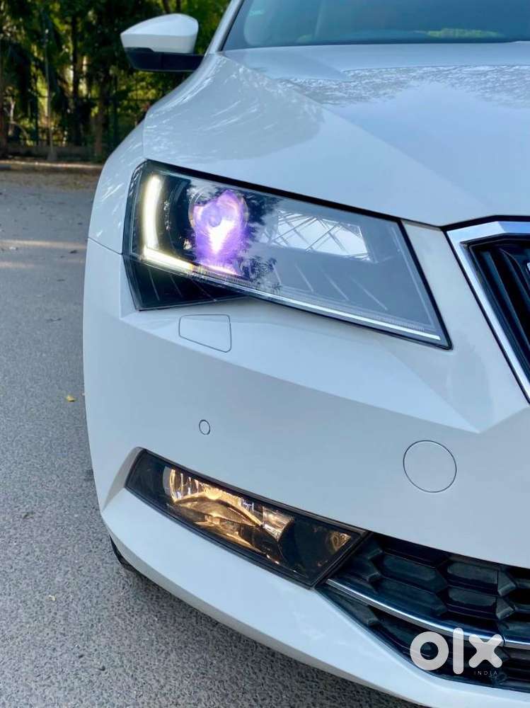 Skoda Superb L&k 2.0 Tdi At, 2019, Diesel