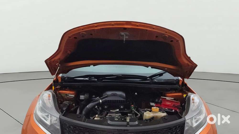 Tata Nexon 1.2 Revotron Xza Plus, 2018, Petrol