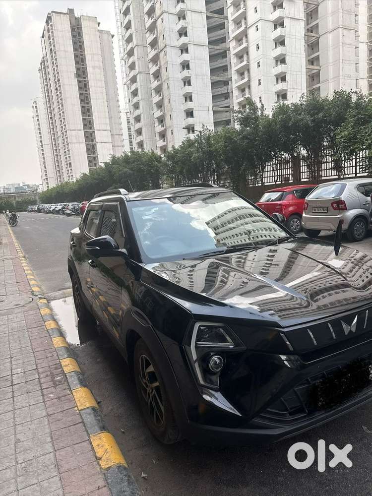 Mahindra Xuv 3xo Petrol 2024 Auto